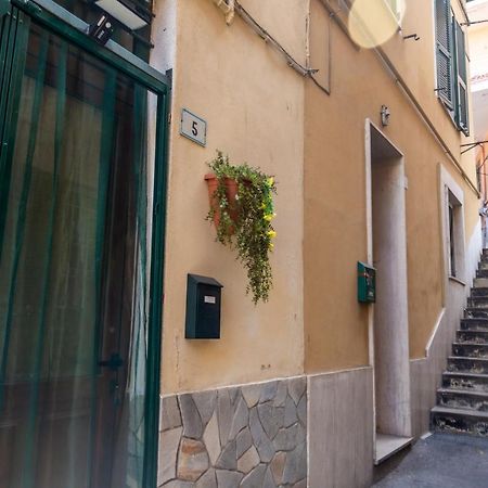 218 - Le Petit Bijou, Centro Storico Di Sanremo - 800M Dall'Ariston Apartment Bagian luar foto