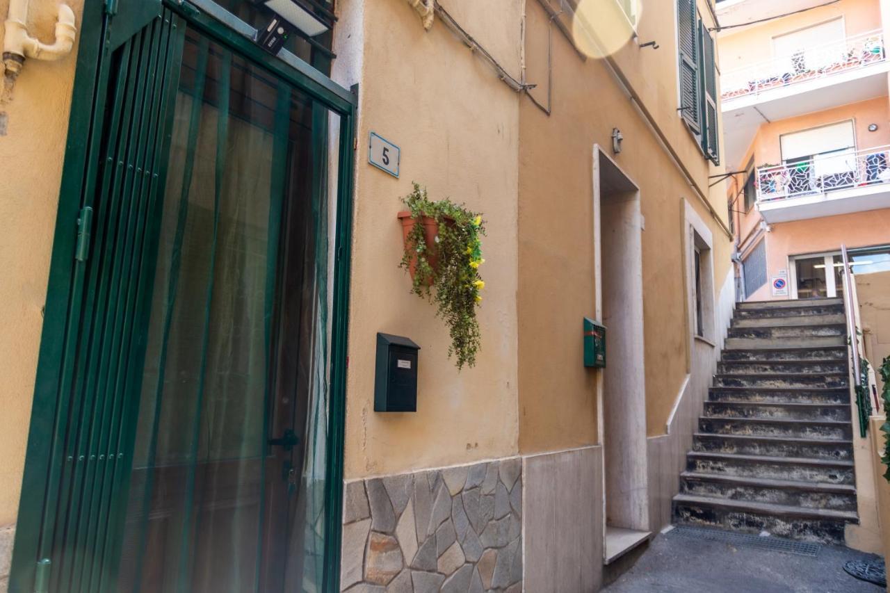 218 - Le Petit Bijou, Centro Storico Di Sanremo - 800M Dall'Ariston Apartment Bagian luar foto